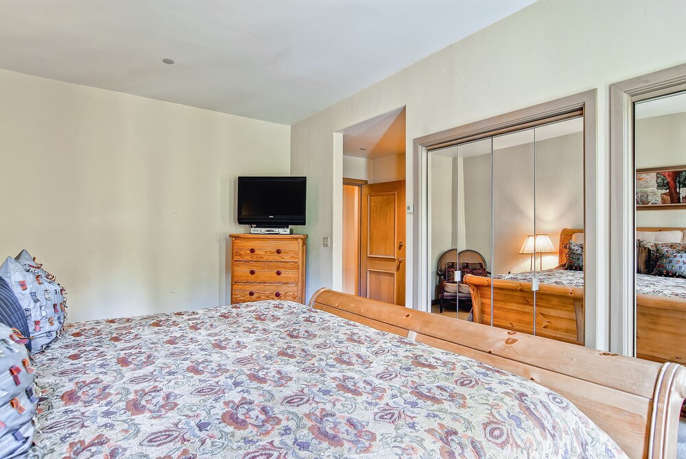 Highlands Slopeside by East West Hospitality - photo 91