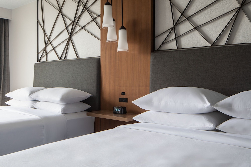 Houston Marriott South at Hobby Airport - photo 14