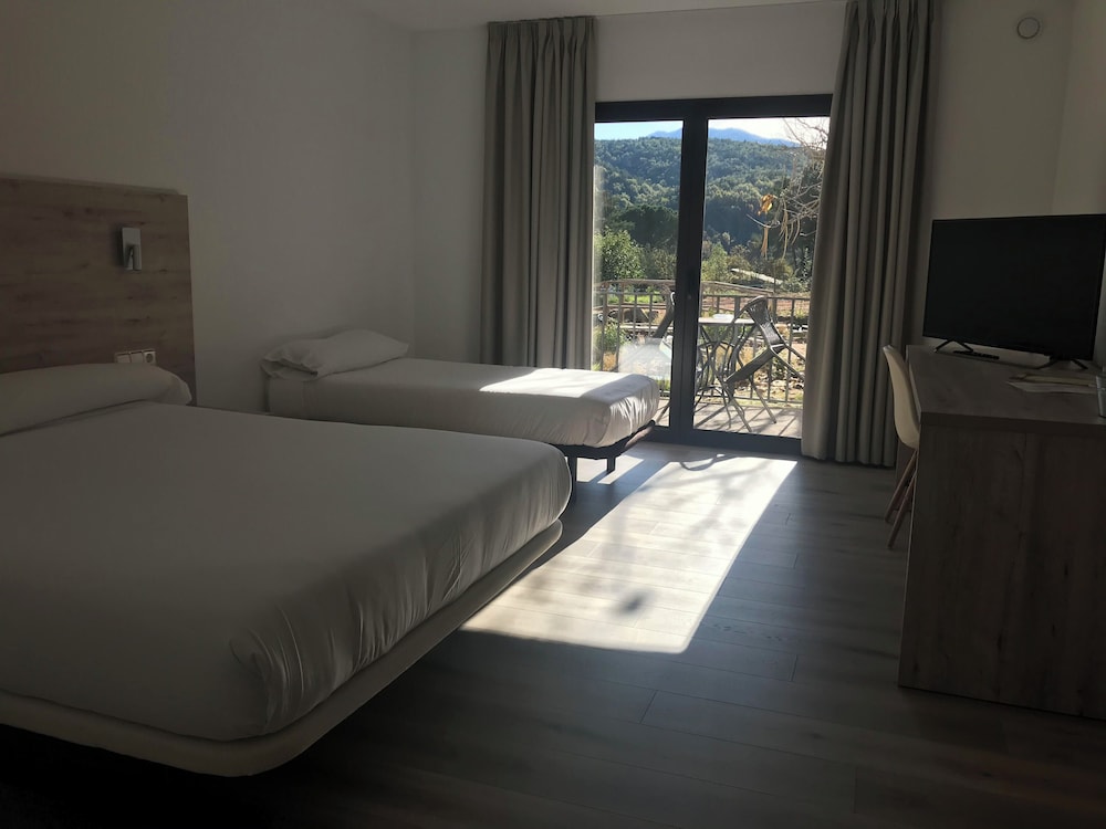 Hostal La Guineu — Viladrau — photo 4