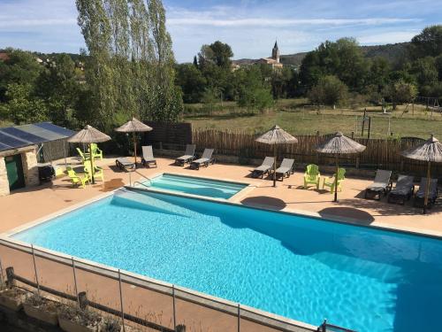 Le Cosi Cool Douce Family in Joyeuse, France