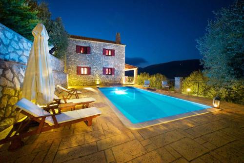 Pilikas Luxury Villas — 4-Star Luxury Hotel in Ithaki, Greece