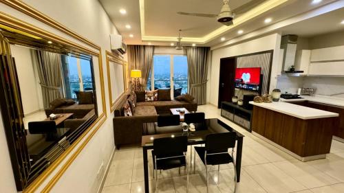 Elysium Capital Retreat 2BHK Opposite Centaurus Mall — Islamabad — photo 4