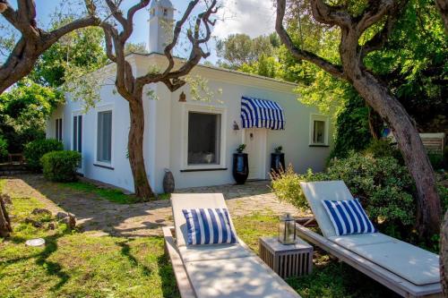 Villa sul Mare a Capri Panorama Mozzafiato — 4-Star Luxury Hotel in Anacapri, Italy