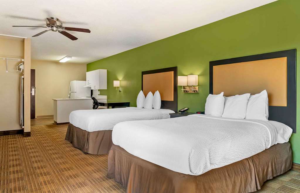 Extended Stay America Select Suites Grand Rapids Kentwood - photo 32