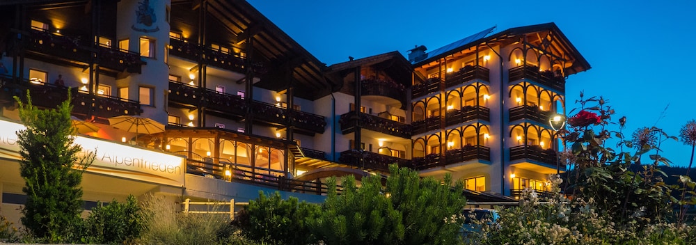 Hotel Alpenfrieden - carbon neutral hotel in Rio Di Pusteria