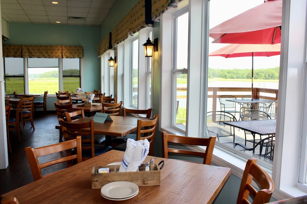 Surry Seafood Company - photo 13