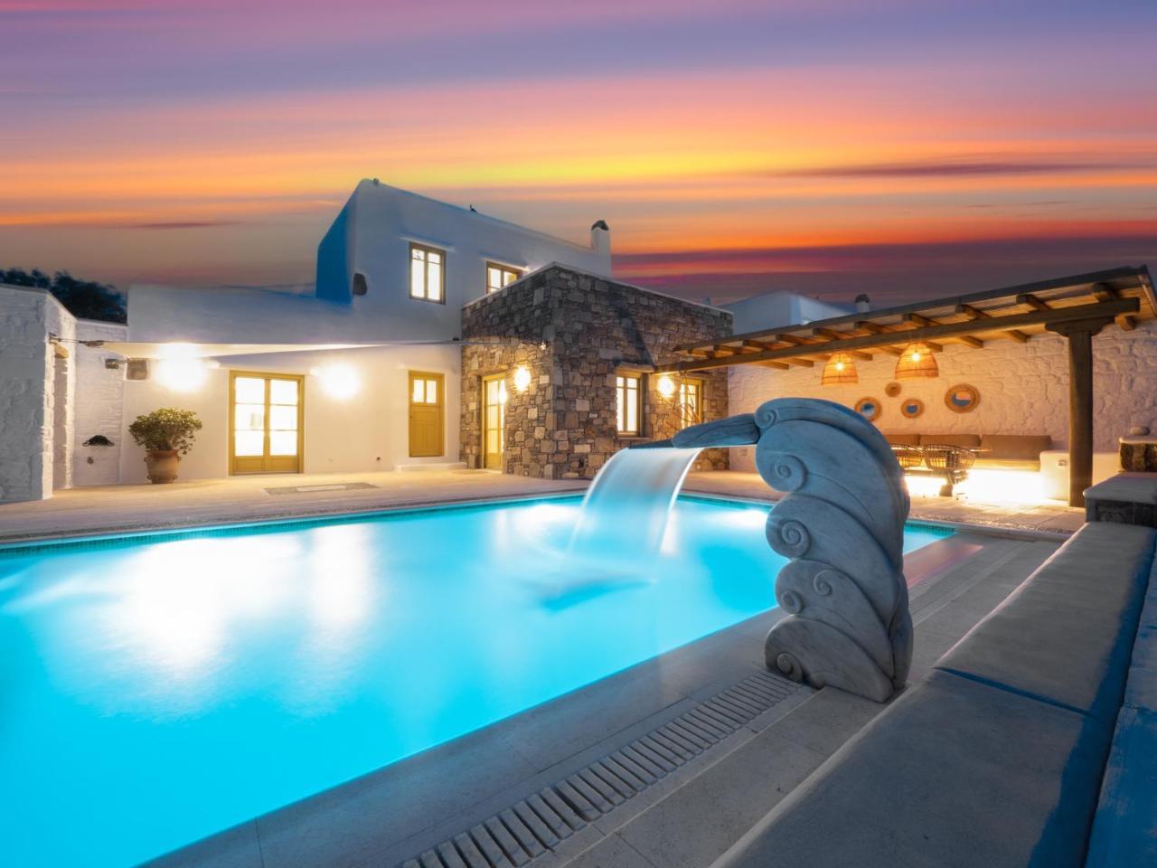 Mykonos Ag Villas in Psarou Beach — 4-Star Luxury Hotel in Mykonos, Greece