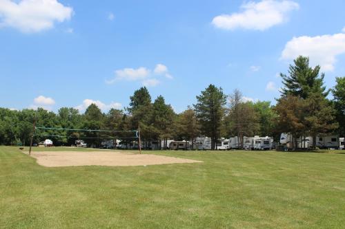 Pine Country Camping Resort - photo 6
