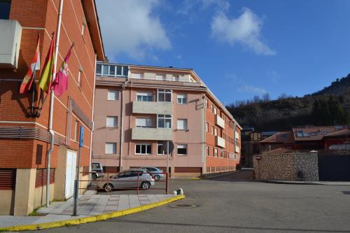 Aguasblancas Vut Le 446 — hotel in La Pola De Gordon