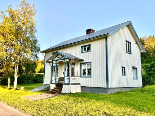 Vildmarksgard Lillviken — Stroemsund