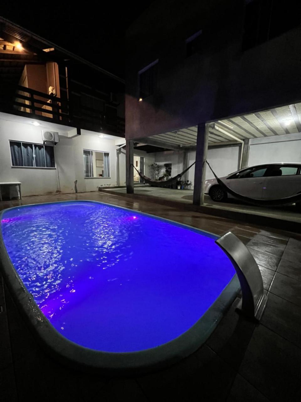 Casa Com Piscina Apenas 350 Metros Da Praia