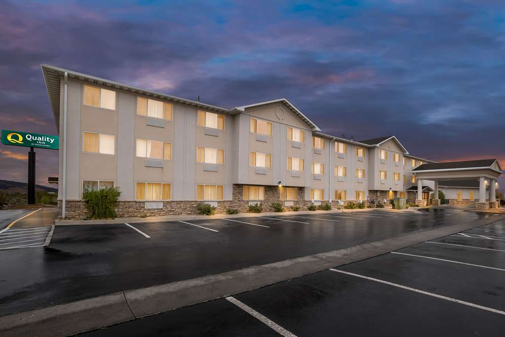Quality Inn near Monument Health Rapid City Hospital - featured photo
