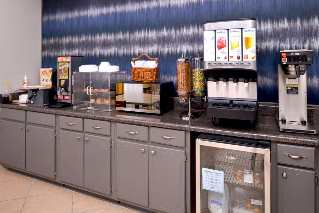 Americas Best Value Inn Monroeville - photo 22