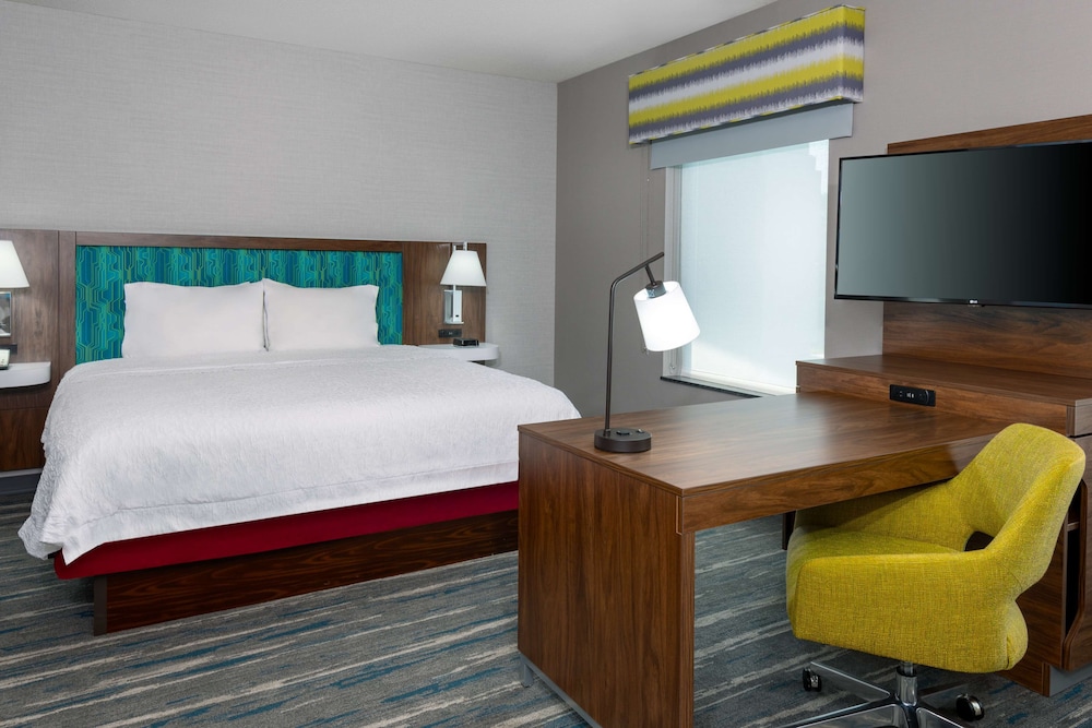Hampton Inn & Suites Hartford Farmington - photo 10
