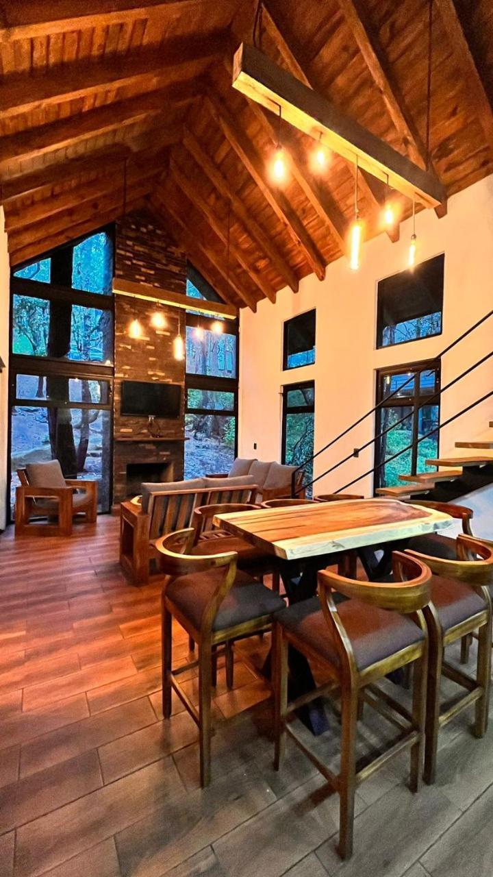 Cabaña Luna Encantada — 4-Star Luxury Hotel in Mazamitla, Mexico