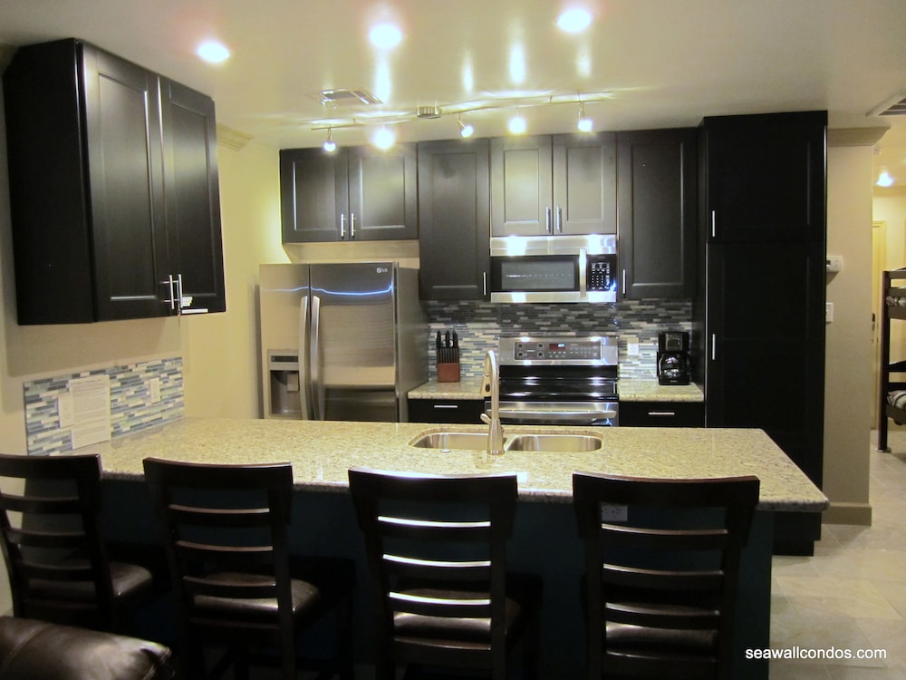 The Maravilla Resort Condo - photo 32