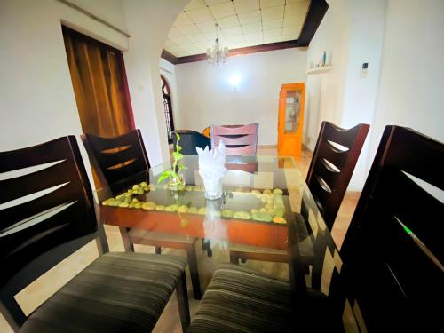 Osra Holiday In in Katunayaka, Sri Lanka