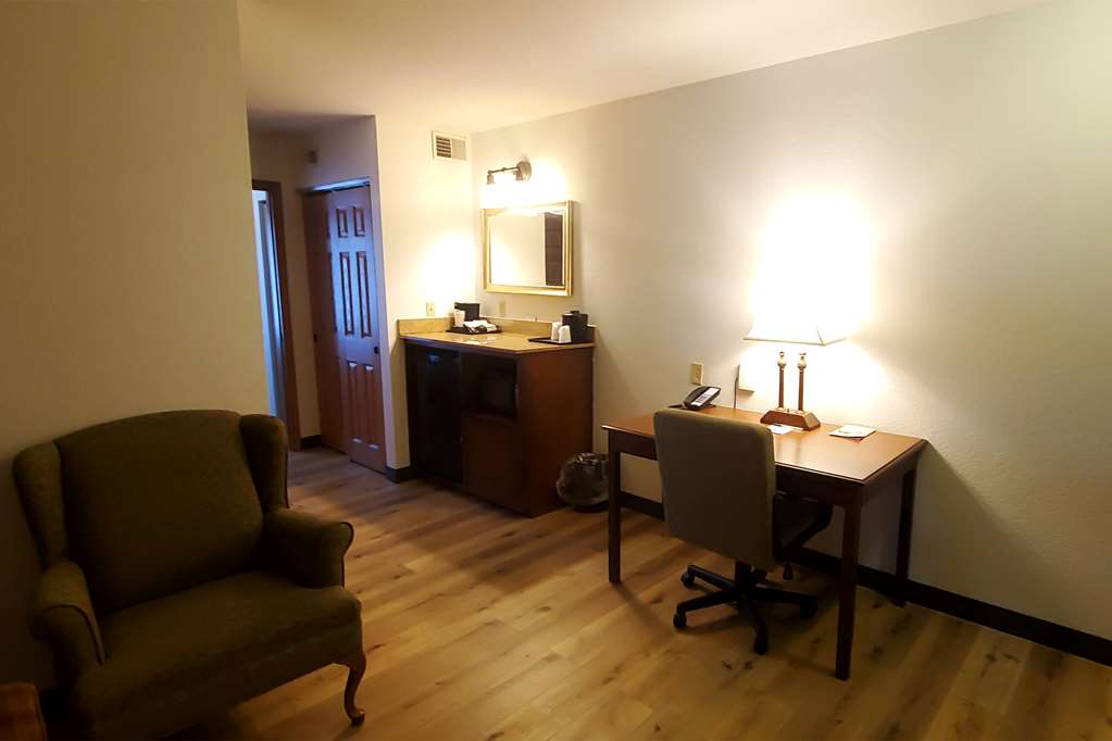 Wingate by Wyndham Youngstown Austintown - photo 12
