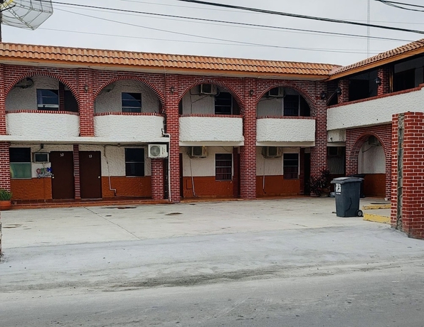 Hotel Cazadores — hotel in Nuevo Laredo