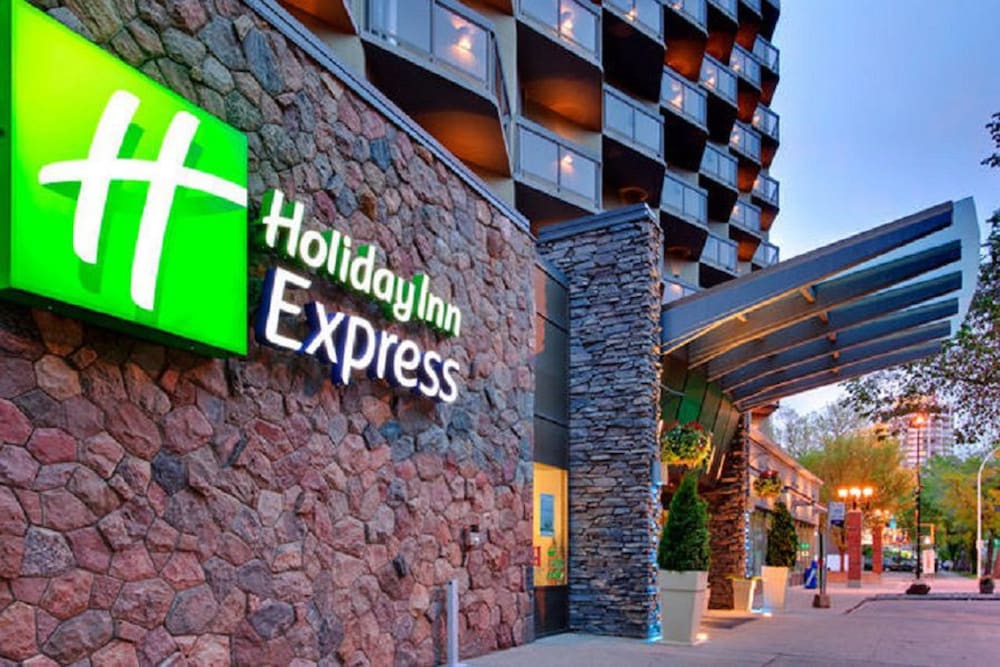 Holiday Inn Express Edmonton Downtown