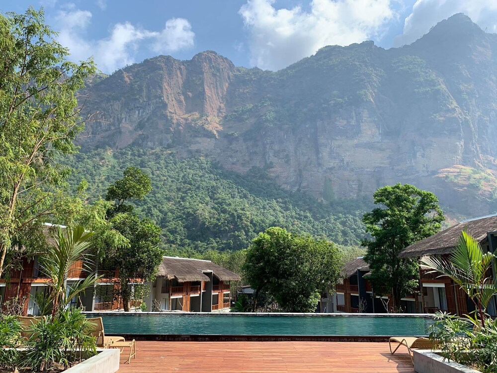 Zwekapin Valley Resort & Spa in Hpa-An, Myanmar