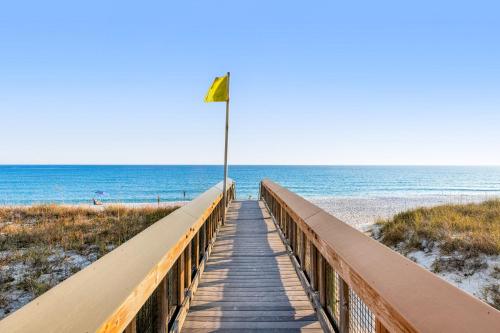 Gulf Island 733 in Navarre, United States