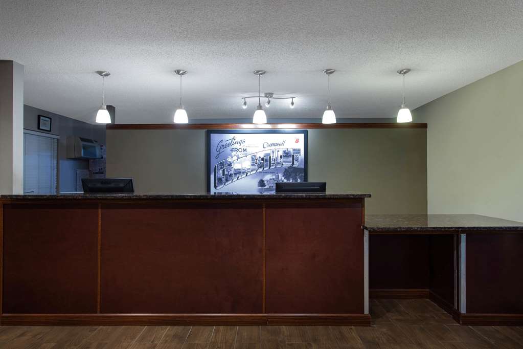Super 8 by Wyndham Cromwell Middletown - photo 10