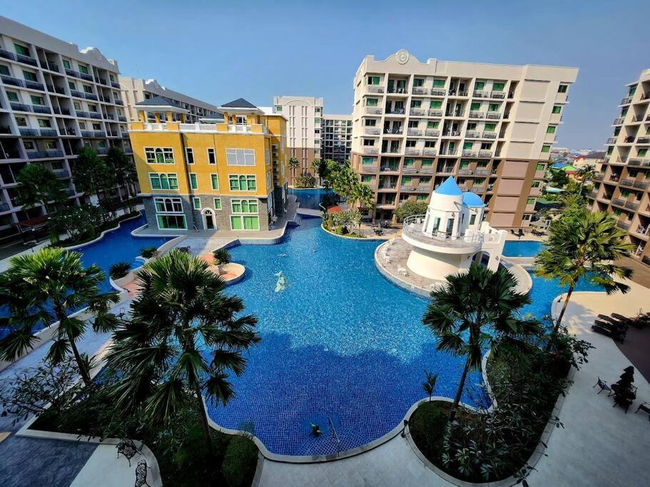 Arcadia Condo 1 bedroom Pool Views Fast NET — 4-Star Luxury Hotel in Pattaya, Thailand