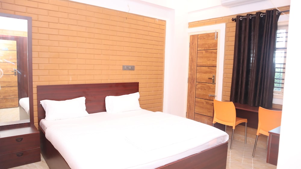 Smilestay Shree Jayaganga Arcade — Tumkur