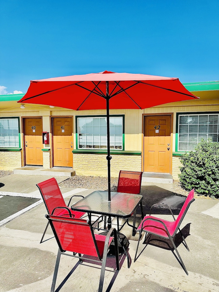 Sage N Sand Motel - photo 40