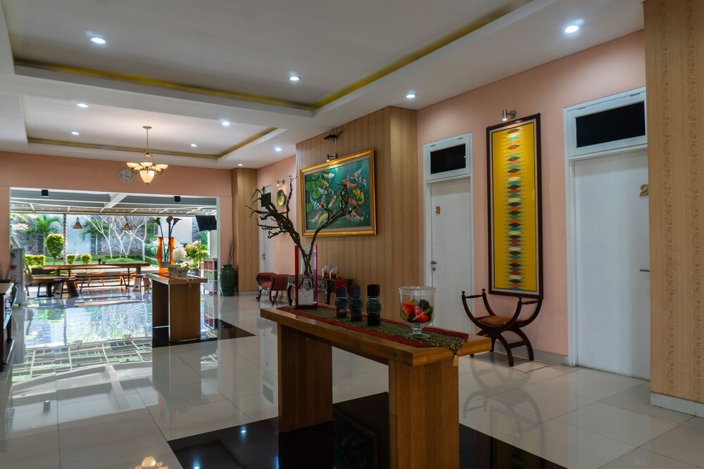 OYO 787 Hotel Kuwera Inn — Bandung — photo 2