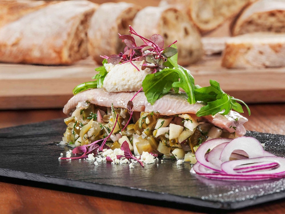 מזון ומשקאות