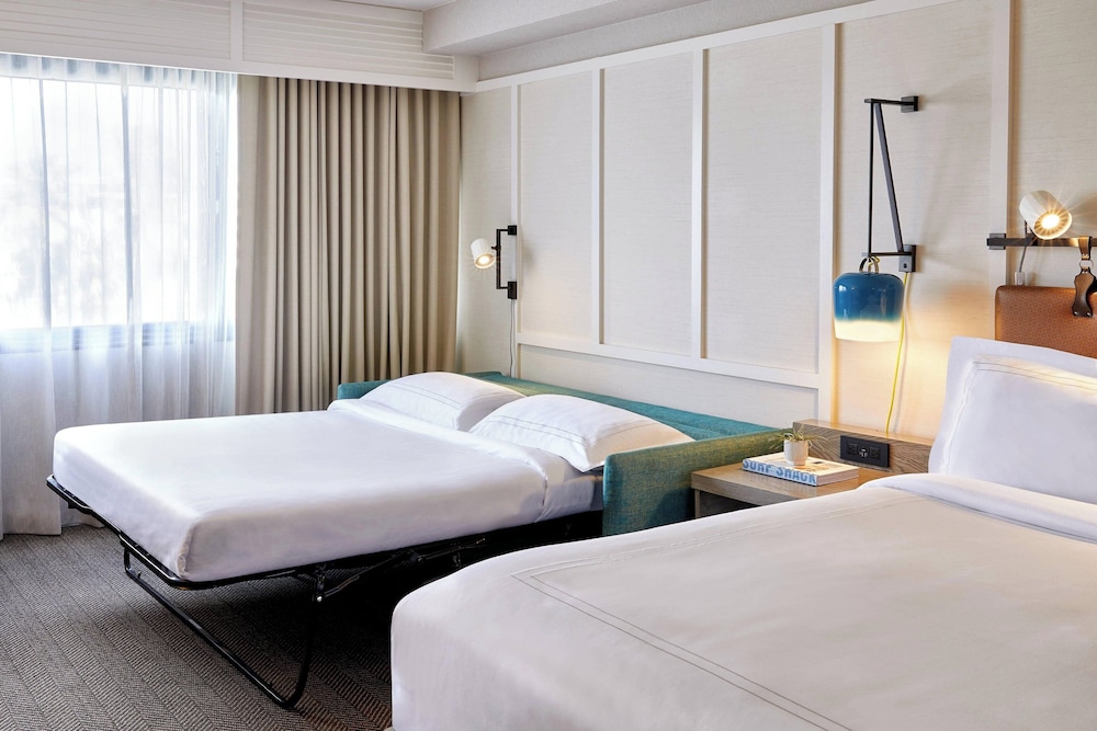 Westdrift Manhattan Beach Autograph Collection by Marriott - photo 18