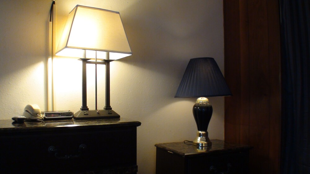 Schuyler Inn - photo 5