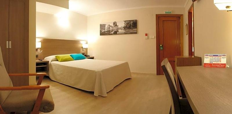 Hotel Avenida Plaza — hotel in Alzira