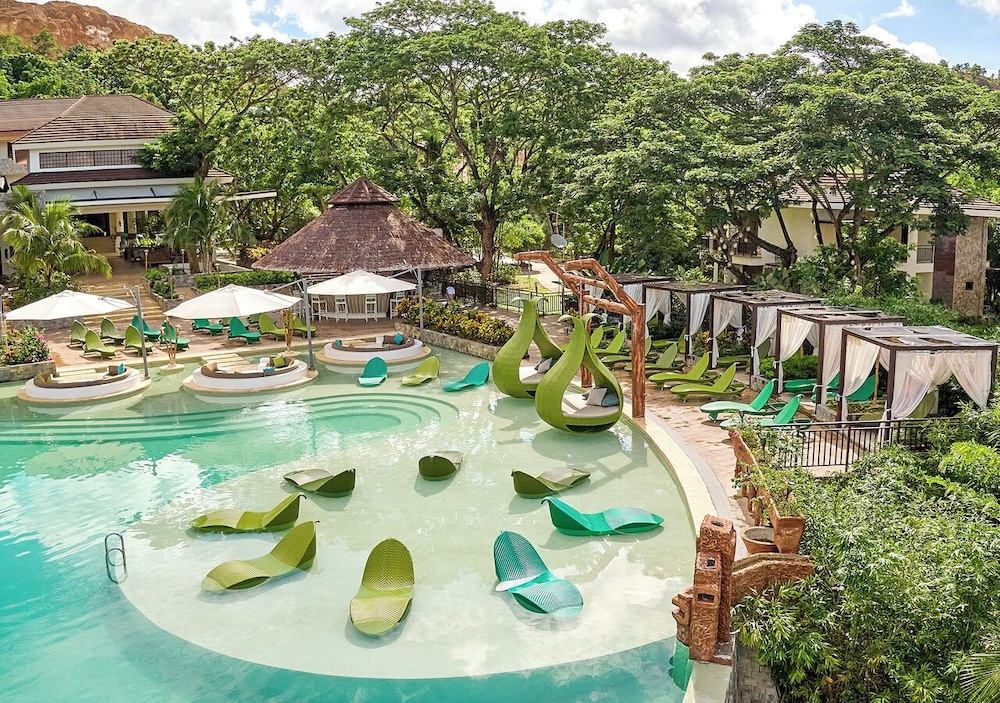 Tag Resort — 4-Star Luxury Hotel in Coron, Philippines