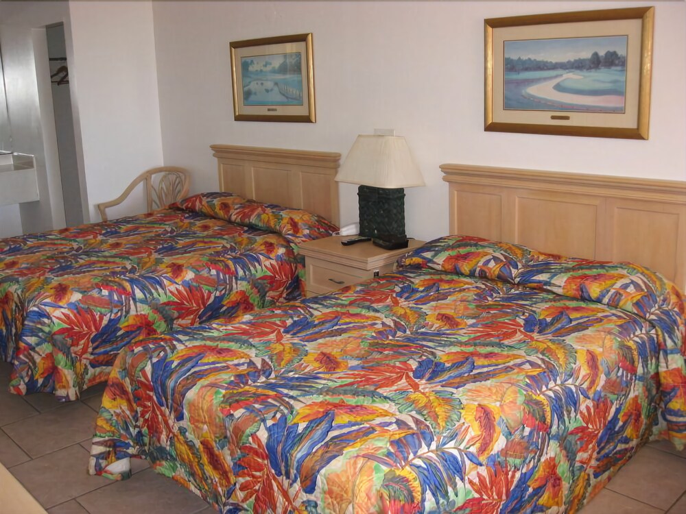 Beach Front Motel - photo 4
