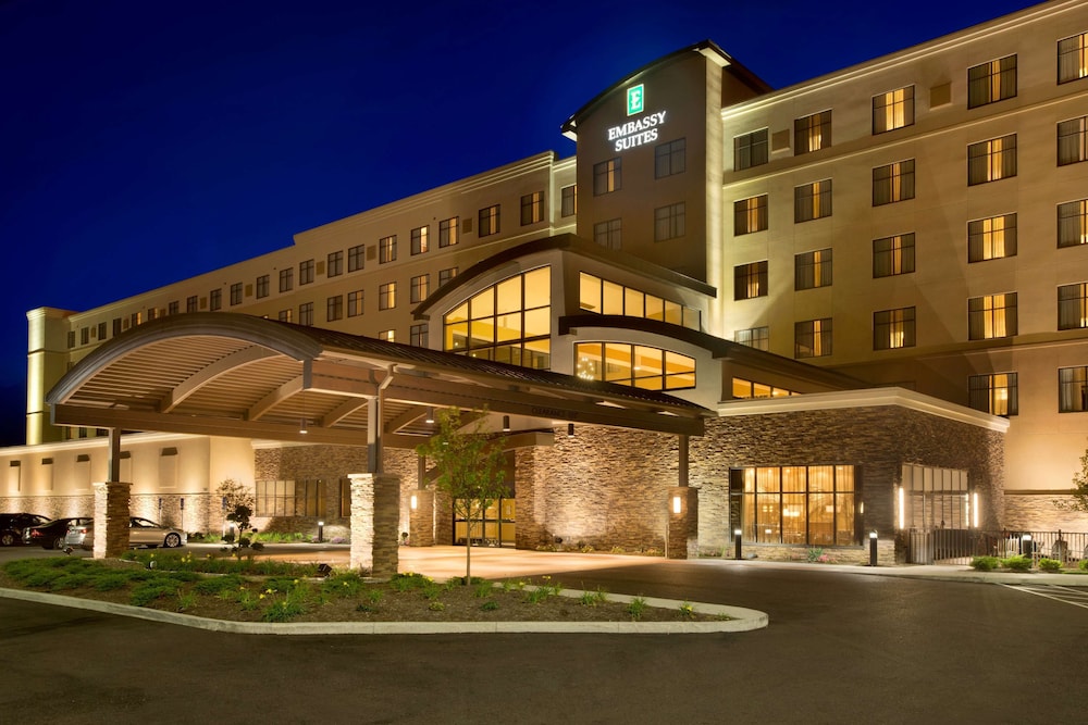 Embassy Suites by Hilton Akron Canton Airport — hotel in North Canton
