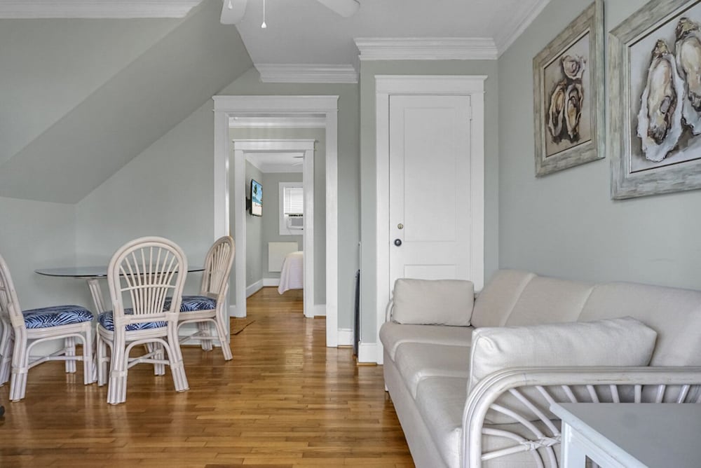 Carolina Beach Inn - photo 5