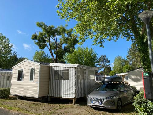 Le Sherwood Mobil Home — 4-Star Luxury Hotel in Saint-Jean-De-Monts, France