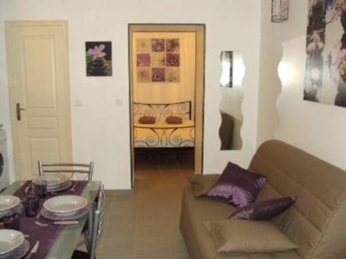 Charmant T2 Proche de Corte - last minute hotel in Unknown City