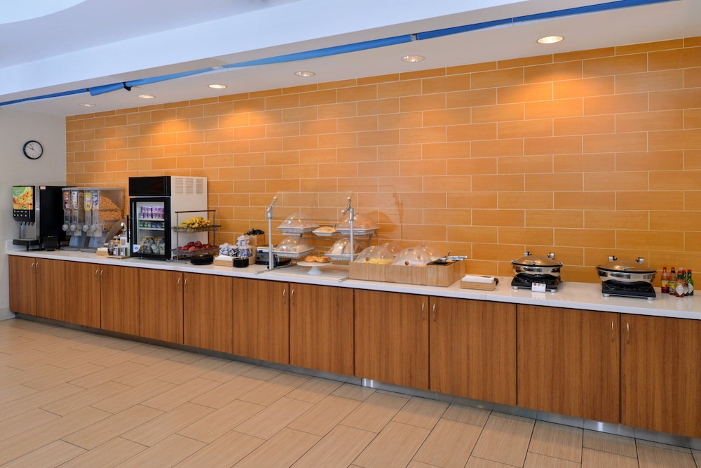 SpringHill Suites by Marriott Kingman Route 66 - photo 48