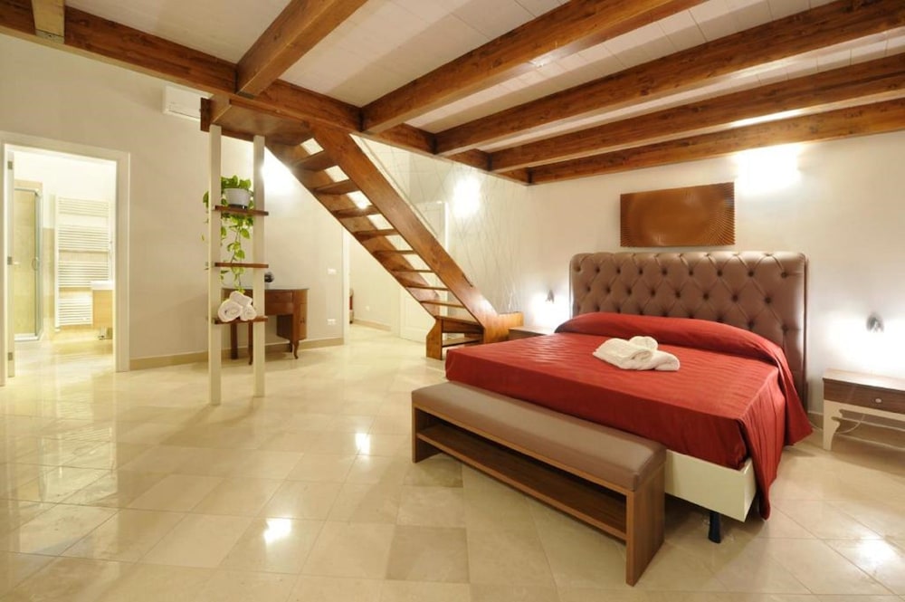 Palazzo Massari Rooms — hotel in Lecce