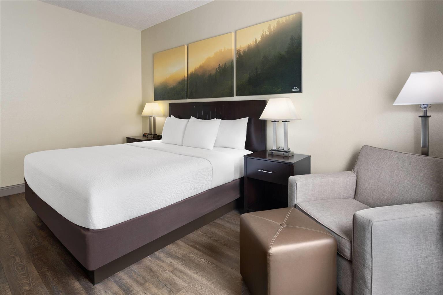 Days Inn by Wyndham Penn State - photo 6