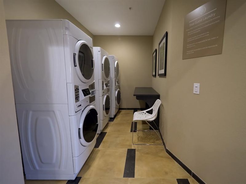 Candlewood Suites Dallas Plano W Medical Ctr - photo 3