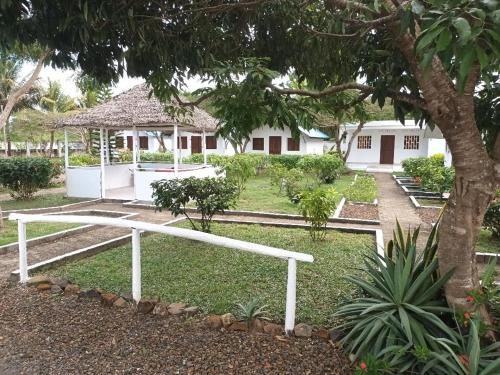 Hôtel bungalows La Pirogue — Sambava — photo 4
