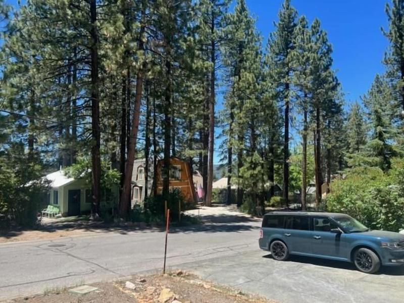 Village And Lake Escape — Big Bear Lake — photo 4