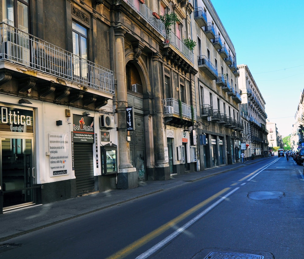 B&B Da Rì — 4-Star Luxury Hotel in Catania, Italy