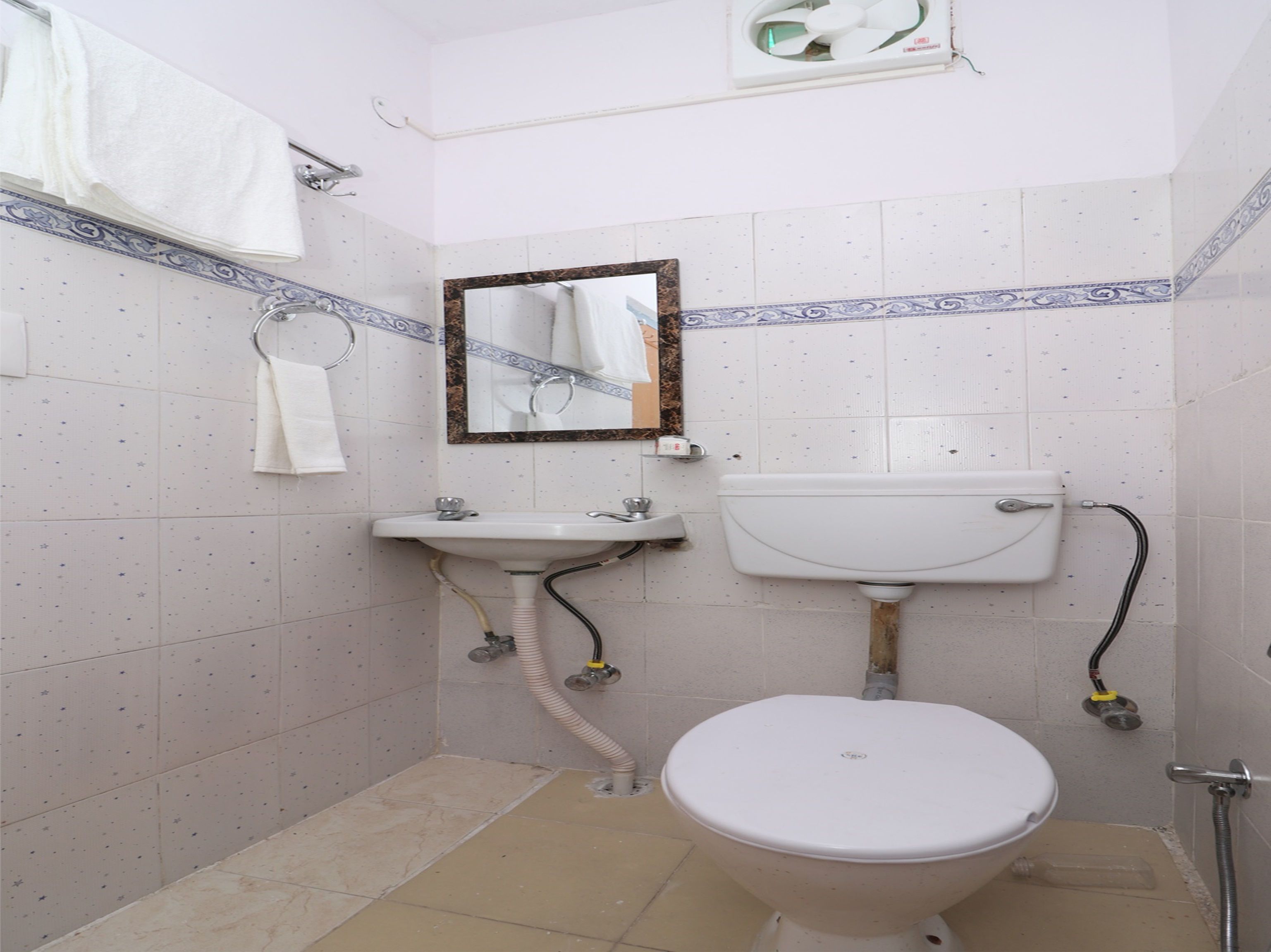 OYO Flagship 14530 Sector 14 Harsh Villa