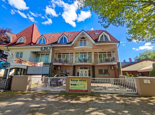 Weinberger Vendégház in Zamardi, Hungary